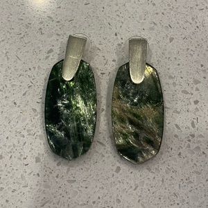 Brand New Kendra Scott Earrings💁‍♀️